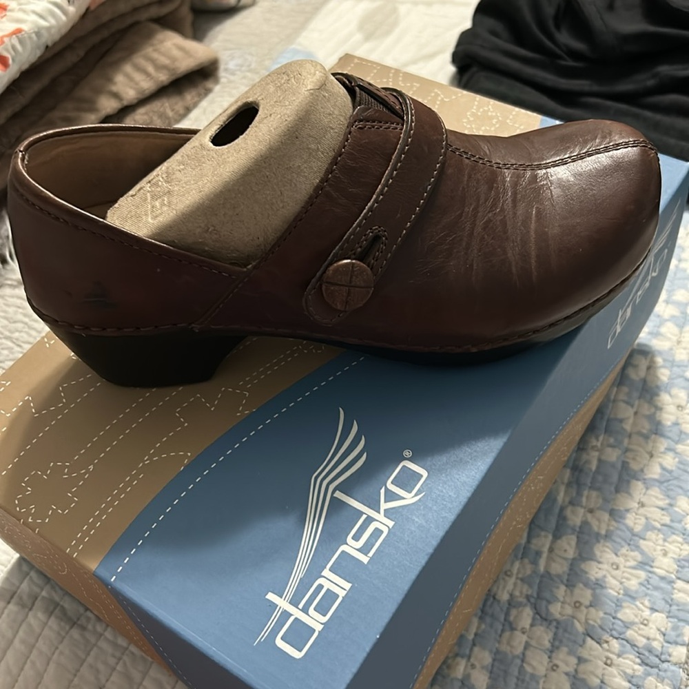 Dansko Antique Brown and Black